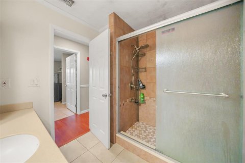 Casa en venta en Tampa, Florida, 3 dormitorios, 222.41 m2 № 2429617 - foto 29