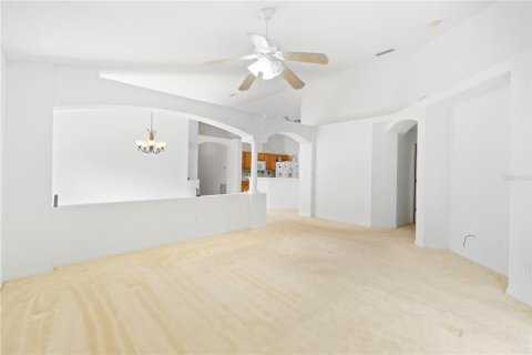 Casa en venta en Kissimmee, Florida, 4 dormitorios, 165.55 m2 № 1884009 - foto 8
