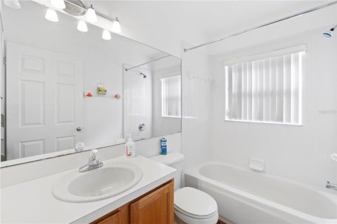 Casa en venta en Kissimmee, Florida, 4 dormitorios, 165.55 m2 № 1884009 - foto 26
