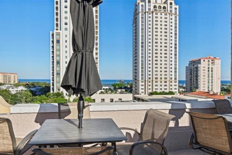 Condo in Saint Petersburg, Florida, 1 bedroom  № 2424221 - photo 26