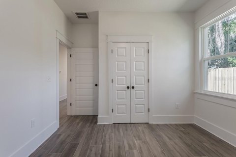 Villa ou maison à vendre à Tampa, Floride: 3 chambres, 173.17 m2 № 2147826 - photo 8
