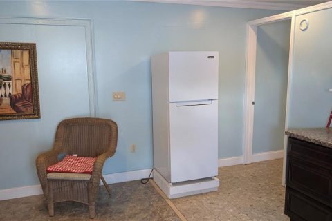 House in Orlando, Florida 4 bedrooms, 189.52 sq.m. № 1885341 - photo 14