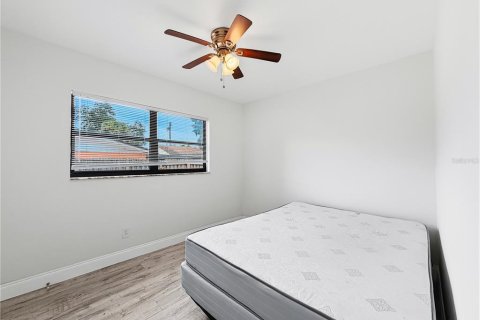 House in Orlando, Florida 3 bedrooms, 98.1 sq.m. № 2376818 - photo 16