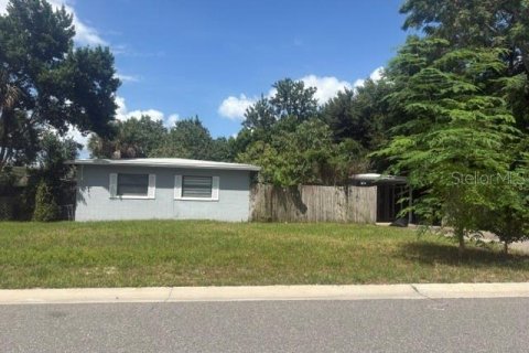 House in Orlando, Florida 3 bedrooms, 98.1 sq.m. № 2376818