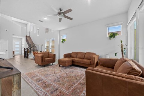 Villa ou maison à vendre à Wesley Chapel, Floride: 4 chambres, 222.22 m2 № 2345671 - photo 26