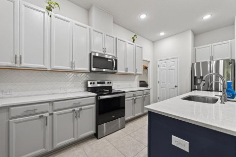 Villa ou maison à vendre à Wesley Chapel, Floride: 4 chambres, 222.22 m2 № 2345671 - photo 3