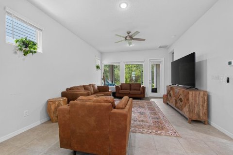 Villa ou maison à vendre à Wesley Chapel, Floride: 4 chambres, 222.22 m2 № 2345671 - photo 23