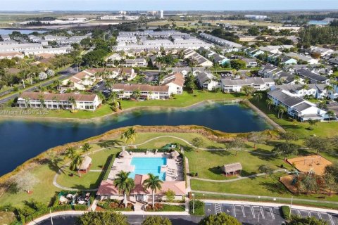 Купить таунхаус в Хомстед, Флорида 4 спальни, 172.8м2, № 1931806 - фото 29