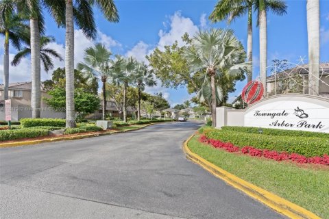 Купить таунхаус в Хомстед, Флорида 4 спальни, 172.8м2, № 1931806 - фото 3