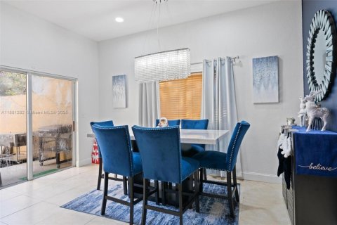 Купить таунхаус в Хомстед, Флорида 4 спальни, 172.8м2, № 1931806 - фото 7