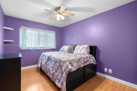 Купить виллу или дом в Корал-Спрингс, Флорида 4 спальни, 224.36м2, № 2048703 - фото 25