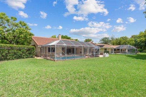 Купить виллу или дом в Корал-Спрингс, Флорида 4 спальни, 224.36м2, № 2048703 - фото 4