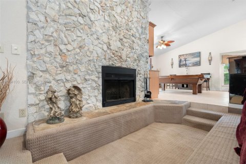 Купить виллу или дом в Корал-Спрингс, Флорида 4 спальни, 224.36м2, № 2048703 - фото 29