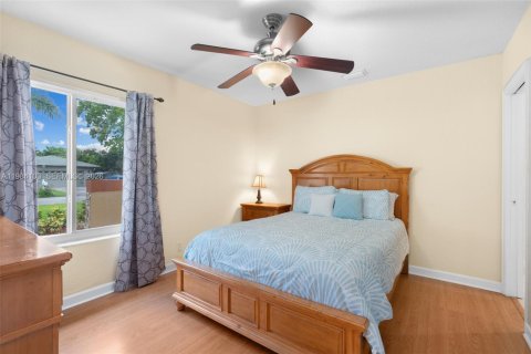 Купить виллу или дом в Корал-Спрингс, Флорида 4 спальни, 224.36м2, № 2048703 - фото 22