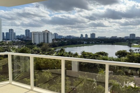 Condominio en venta en Aventura, Florida, 2 dormitorios, 144.93 m2 № 1610884 - foto 22