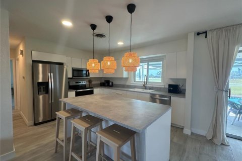 Casa en alquiler en Rotonda, Florida, 2 dormitorios, 134.15 m2 № 1733928 - foto 9