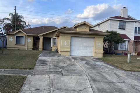 House in Kissimmee, Florida 3 bedrooms, 123.19 sq.m. № 2097690