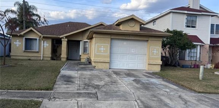 House in Kissimmee, Florida 3 bedrooms, 123.19 sq.m. № 2097690