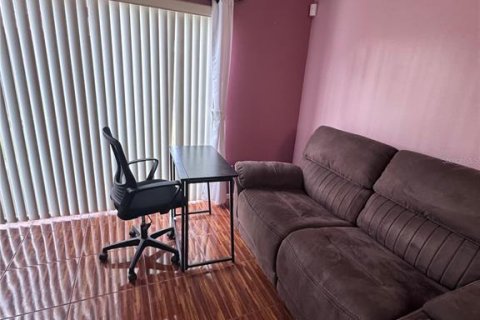 House in Kissimmee, Florida 3 bedrooms, 123.19 sq.m. № 2097690 - photo 5