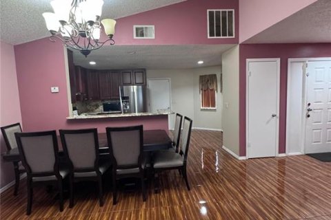 House in Kissimmee, Florida 3 bedrooms, 123.19 sq.m. № 2097690 - photo 6