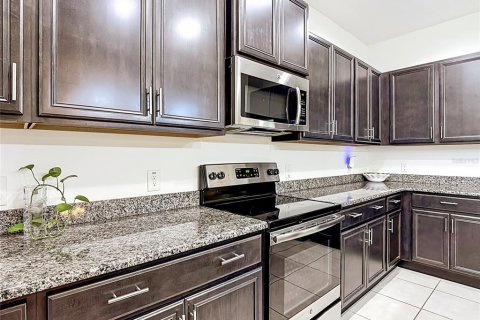 Купить дуплекс в Пайнсиана, Флорида 6 комнат, 125.7м2, № 2167102 - фото 15