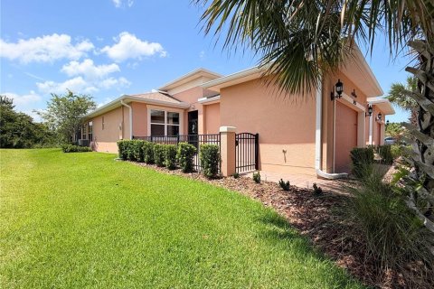 Duplex in Poinciana, Florida 2 bedrooms, 125.7 sq.m. № 2167102