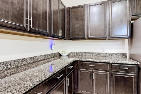Купить дуплекс в Пайнсиана, Флорида 6 комнат, 125.7м2, № 2167102 - фото 16