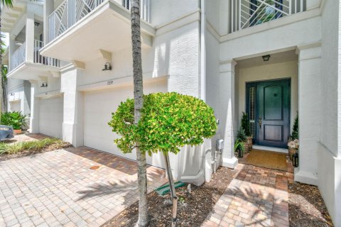 Touwnhouse à Palm Beach Gardens, Floride 3 chambres, 198.63 m2 № 2352932