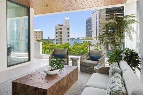 Купить кондоминиум в Сарасота, Флорида 10 комнат, 226.59м2, № 984916 - фото 23