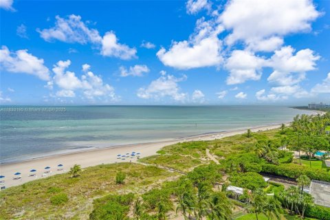 Condo in Key Biscayne, Florida, 1 bedroom  № 1805999 - photo 7