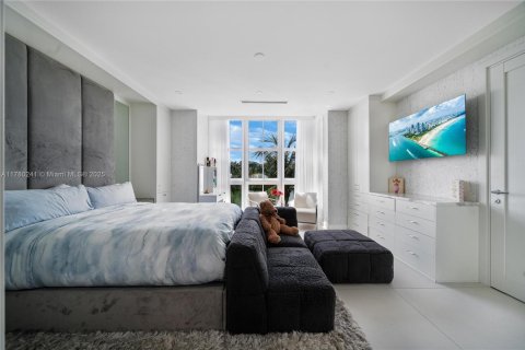 Condominio en venta en Miami Beach, Florida, 4 dormitorios, 350.33 m2 № 1868583 - foto 13
