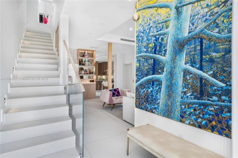 Condominio en venta en Miami Beach, Florida, 4 dormitorios, 350.33 m2 № 1868583 - foto 2