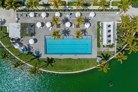 Condominio en venta en Miami Beach, Florida, 4 dormitorios, 350.33 m2 № 1868583 - foto 25