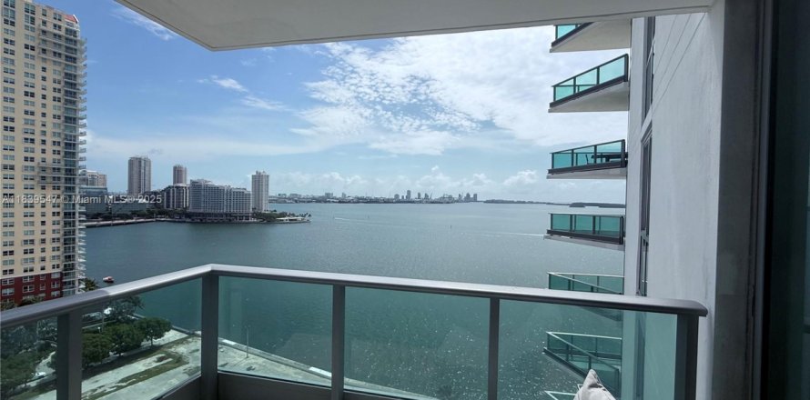 Condo à Miami, Floride, 2 chambres № 1828285