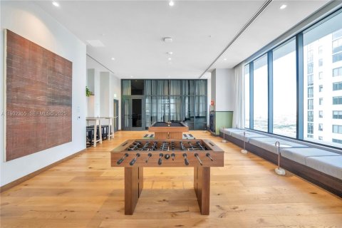 Condo in Miami, Florida, 2 bedrooms № 2260868 - photo 18