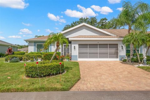 Condominio en alquiler en Sun City Center, Florida, 2 dormitorios, 144.56 m2 № 1902352 - foto 2