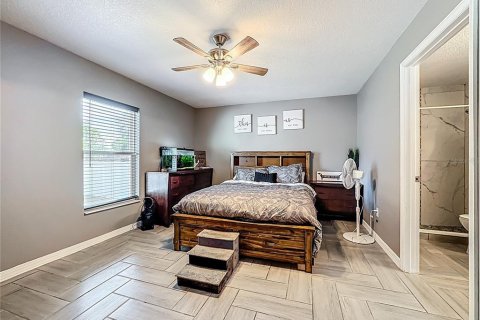 Villa ou maison à louer à Palmetto, Floride: 3 chambres, 127.83 m2 № 2148158 - photo 11
