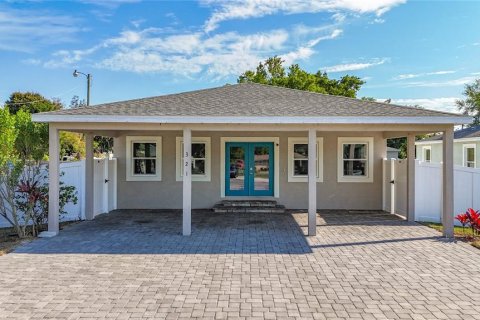 Villa ou maison à louer à Palmetto, Floride: 3 chambres, 127.83 m2 № 2148158 - photo 2
