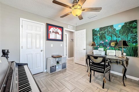 Villa ou maison à louer à Palmetto, Floride: 3 chambres, 127.83 m2 № 2148158 - photo 17