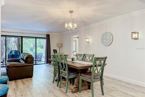 Condo in Sarasota, Florida, 2 bedrooms  № 2379191 - photo 15