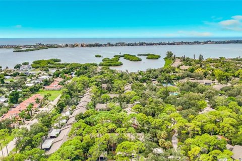Condo in Sarasota, Florida, 2 bedrooms  № 2379191 - photo 3