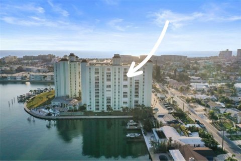 Condo in Saint Pete Beach, Florida, 2 bedrooms  № 1650390 - photo 3