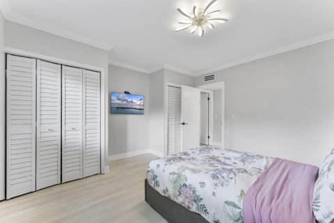 Снять в аренду кондоминиум в Бока-Ратон, Флорида 5 комнат, 127.09м2, № 2085957 - фото 19