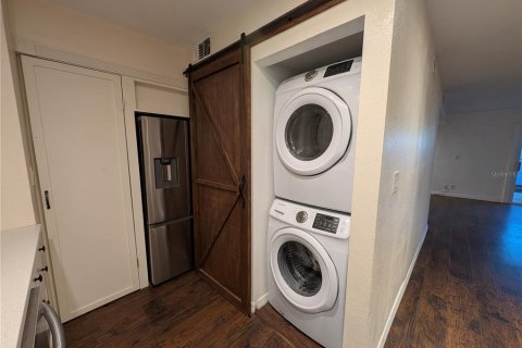 Condominio en venta en Temple Terrace, Florida, 3 dormitorios, 102.38 m2 № 1901585 - foto 7