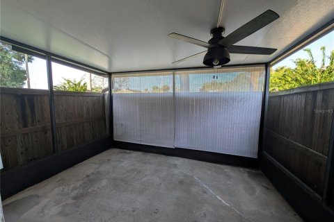 Condominio en venta en Temple Terrace, Florida, 3 dormitorios, 102.38 m2 № 1901585 - foto 18