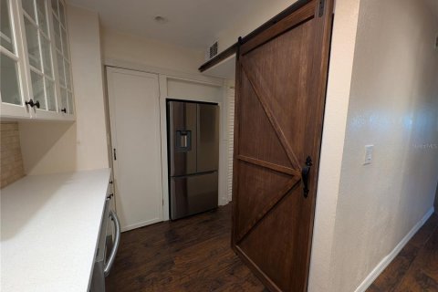 Condominio en venta en Temple Terrace, Florida, 3 dormitorios, 102.38 m2 № 1901585 - foto 6