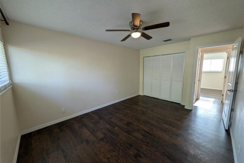 Condominio en venta en Temple Terrace, Florida, 3 dormitorios, 102.38 m2 № 1901585 - foto 13