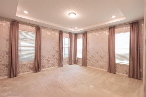 House in Winter Garden, Florida 4 bedrooms, 399.94 sq.m. № 2198551 - photo 28