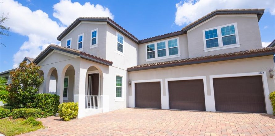 House in Winter Garden, Florida 4 bedrooms, 399.94 sq.m. № 2198551