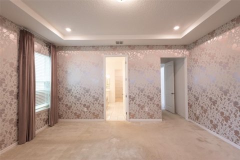 House in Winter Garden, Florida 4 bedrooms, 399.94 sq.m. № 2198551 - photo 29
